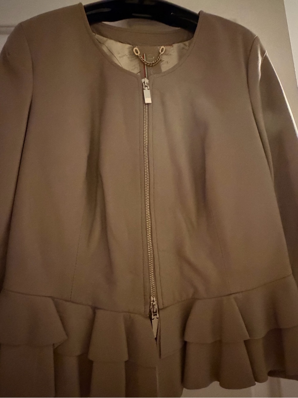 Women's Taupe Ruffle-Hem Zip Jacket - Picture 3 of 4